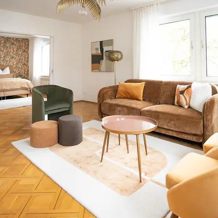 Apartment Seepferdchen - Zentral In Bahnhofsnaehe, Geraeumig, Kueche, Bad