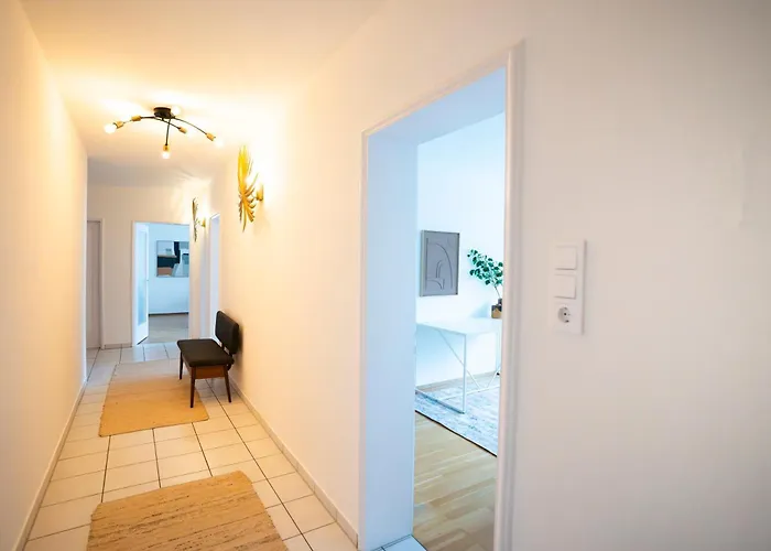 Seepferdchen - Zentral In Bahnhofsnaehe, Geraeumig, Kueche, Bad * Ulm