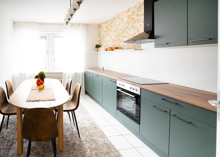 Seepferdchen - Zentral In Bahnhofsnaehe, Geraeumig, Kueche, Bad Lejlighed *