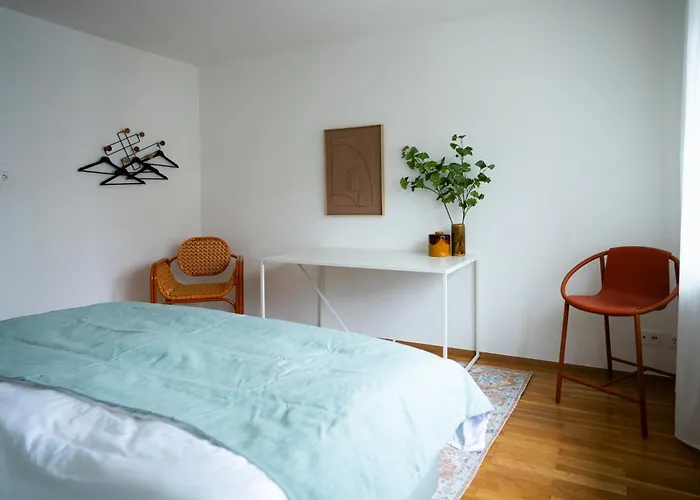 Seepferdchen - Zentral In Bahnhofsnaehe, Geraeumig, Kueche, Bad Ulm